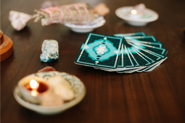 How do I choose my first tarot deck? - BONNIE HO INSIGHTS